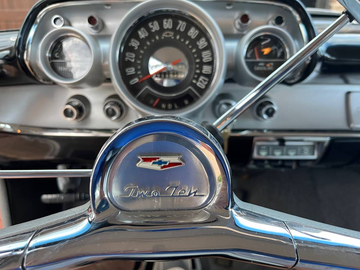 Chevrolet-210-1957-custom-19
