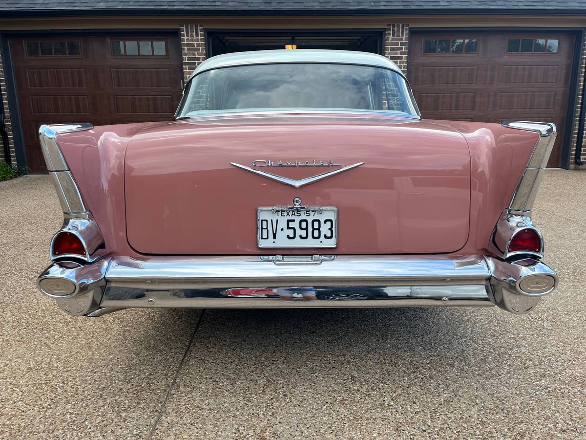 Chevrolet-210-1957-custom-7