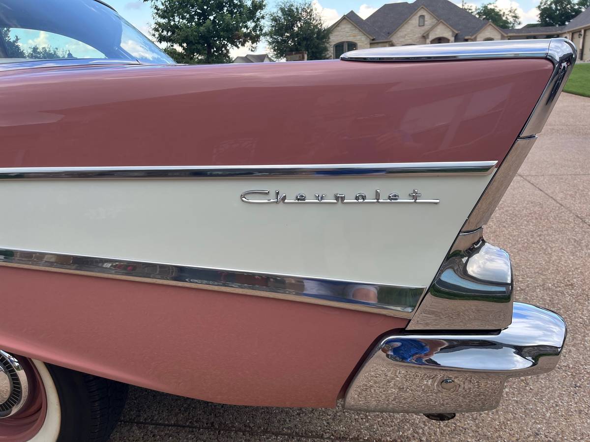 Chevrolet-210-1957-custom-8