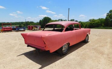 Chevrolet-210-1957-red-2