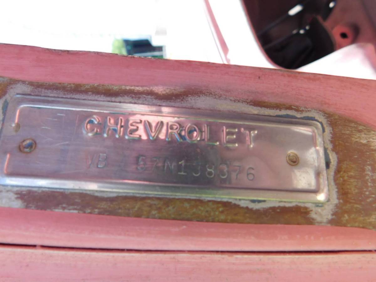 Chevrolet-210-1957-red-7