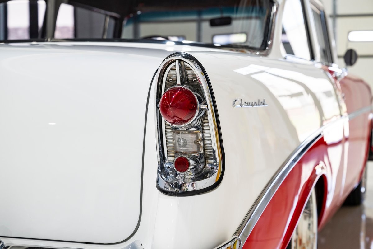Chevrolet-210-2-Dr-Sedan-1956-Sedan-10