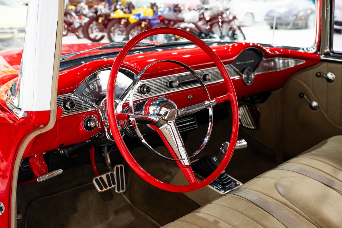 Chevrolet-210-2-Dr-Sedan-1956-Sedan-14