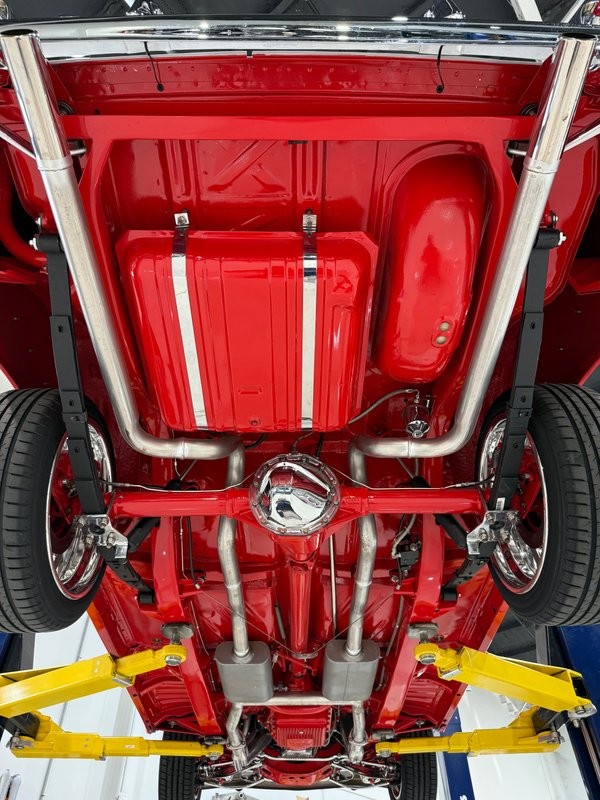 Chevrolet-210-2-Dr-Sedan-1956-Sedan-19