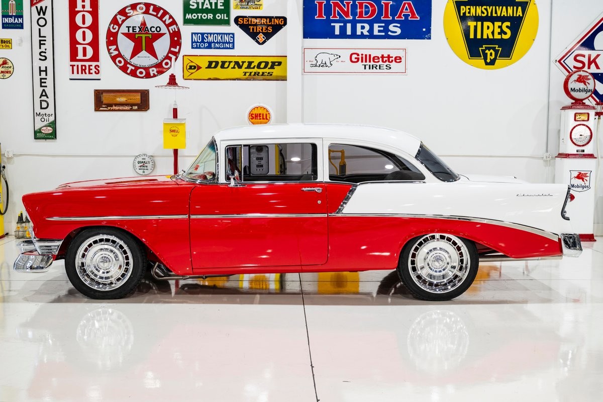 Chevrolet-210-2-Dr-Sedan-1956-Sedan-2