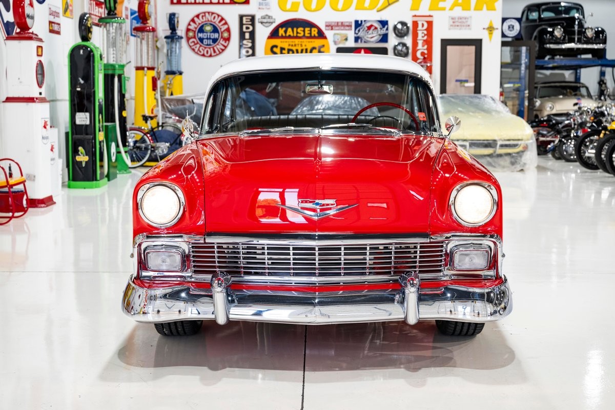 Chevrolet-210-2-Dr-Sedan-1956-Sedan-26
