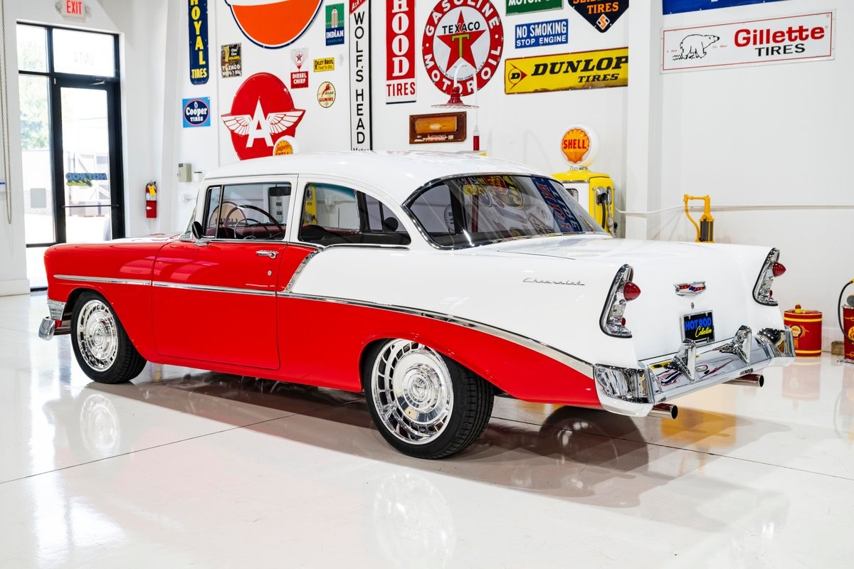 Chevrolet-210-2-Dr-Sedan-1956-Sedan-3