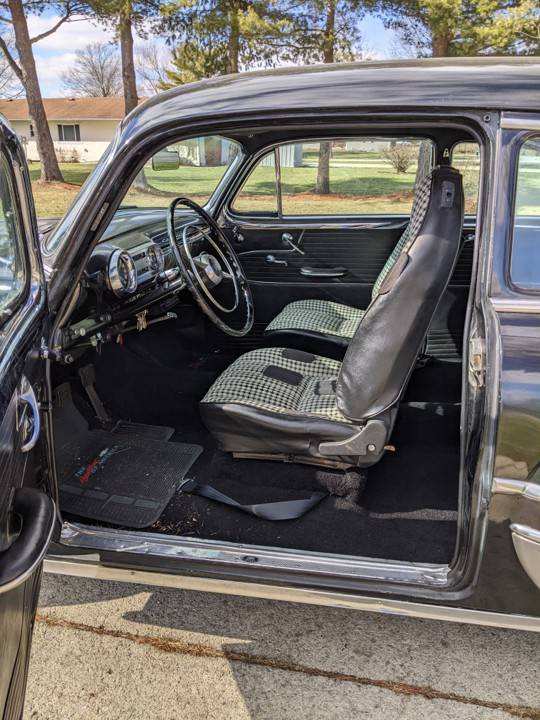 Chevrolet-210-2-dr-sedan-1954-black-6