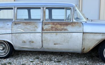 Chevrolet-210-4-DOOR-STATION-WAGON-1957-Wagon-2