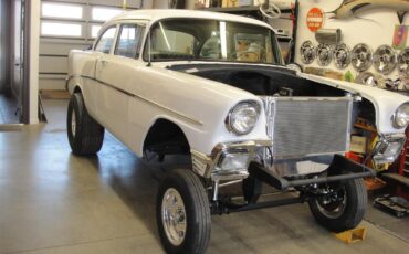 Chevrolet-210-bel-air-tribute-1956-White-Black-amp-Red-28