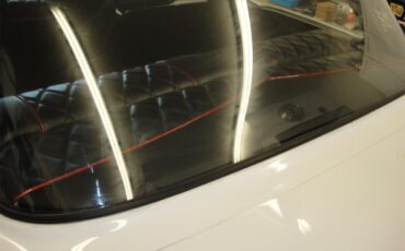 Chevrolet-210-bel-air-tribute-1956-White-Black-amp-Red-31