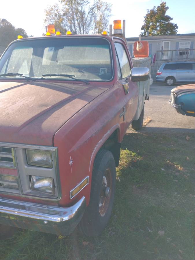 Chevrolet-2500-4x4-diesel-1986-red-3