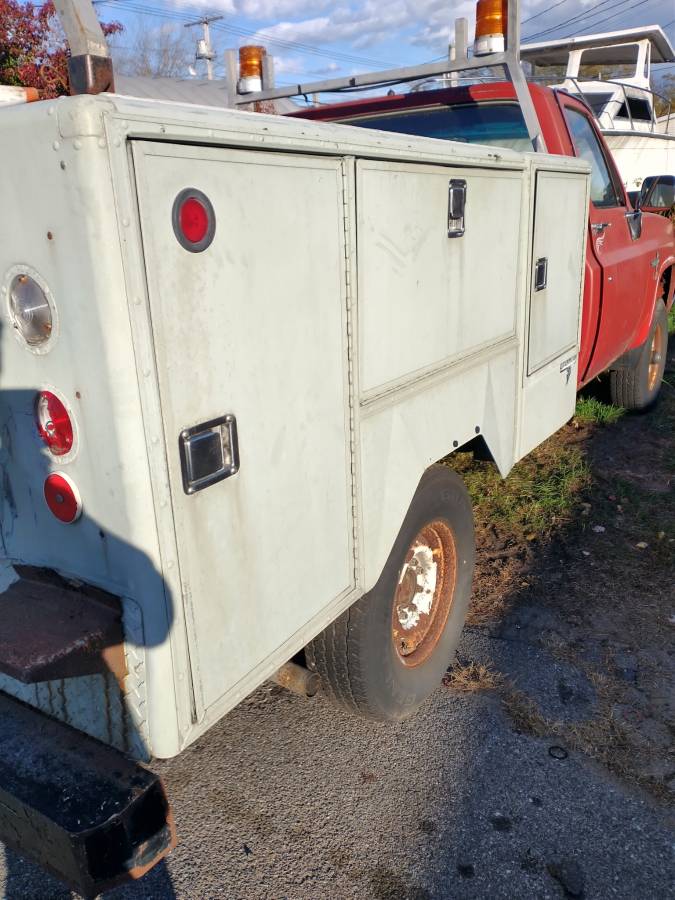 Chevrolet-2500-4x4-diesel-1986-red-6