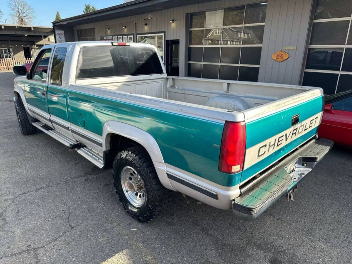 Chevrolet-2500-regular-cab-long-1994-1