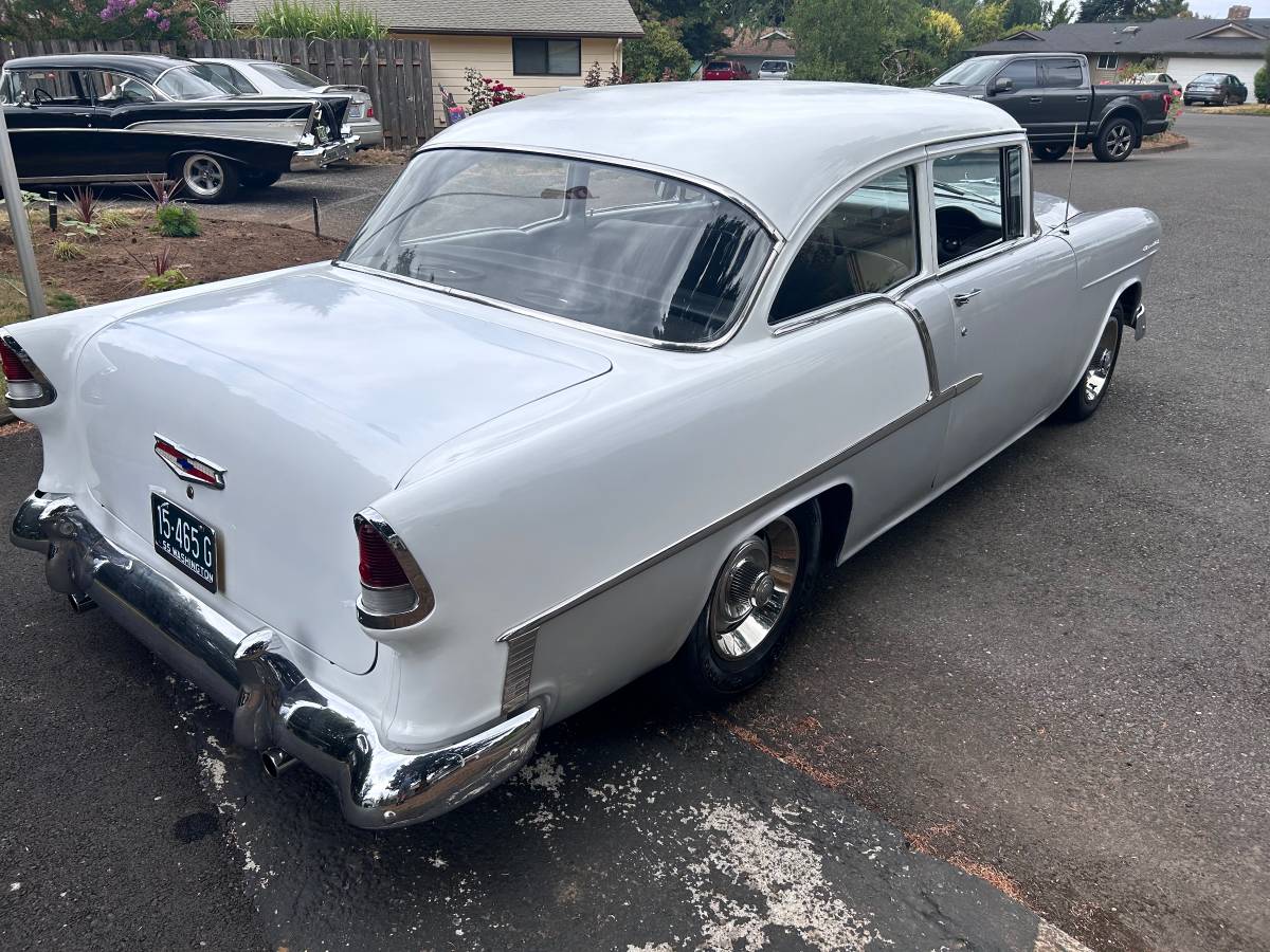 Chevrolet-2dr-1955-1