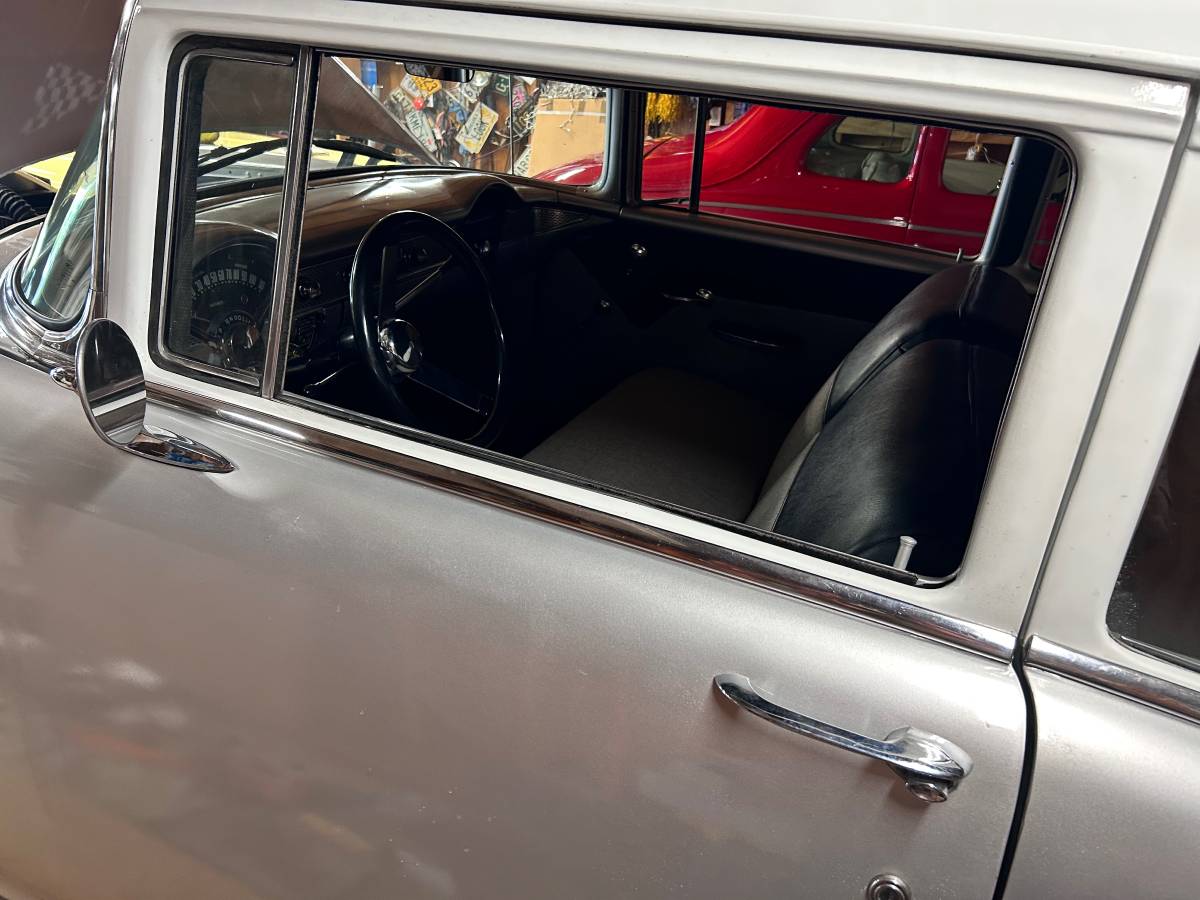 Chevrolet-2dr-1955-19