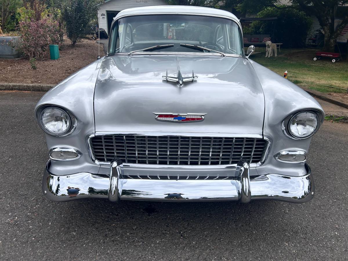 Chevrolet-2dr-1955-8