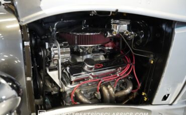 Chevrolet-3-window-1935-Silver-Black-25