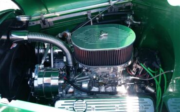 Chevrolet-3-window-coupe-1934-ELEC.-LIMETIME-GREEN-TAN-12