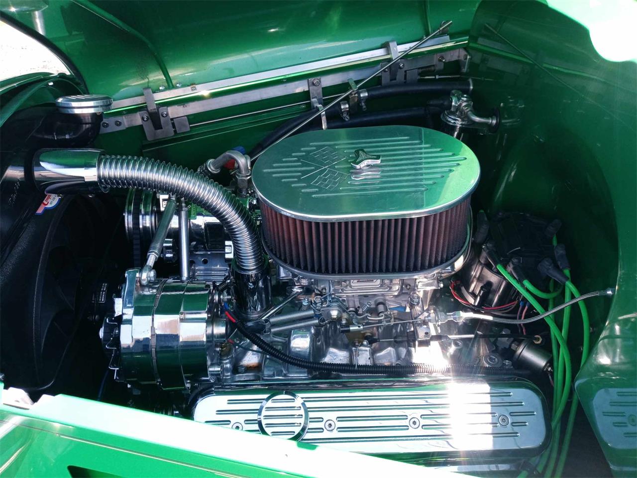 Chevrolet-3-window-coupe-1934-ELEC.-LIMETIME-GREEN-TAN-12