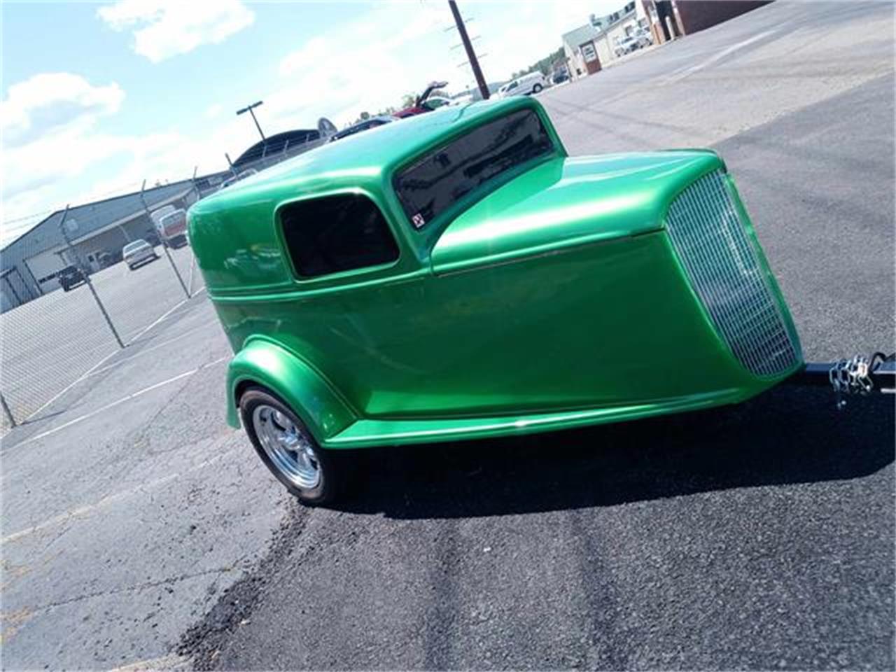 Chevrolet-3-window-coupe-1934-ELEC.-LIMETIME-GREEN-TAN-17