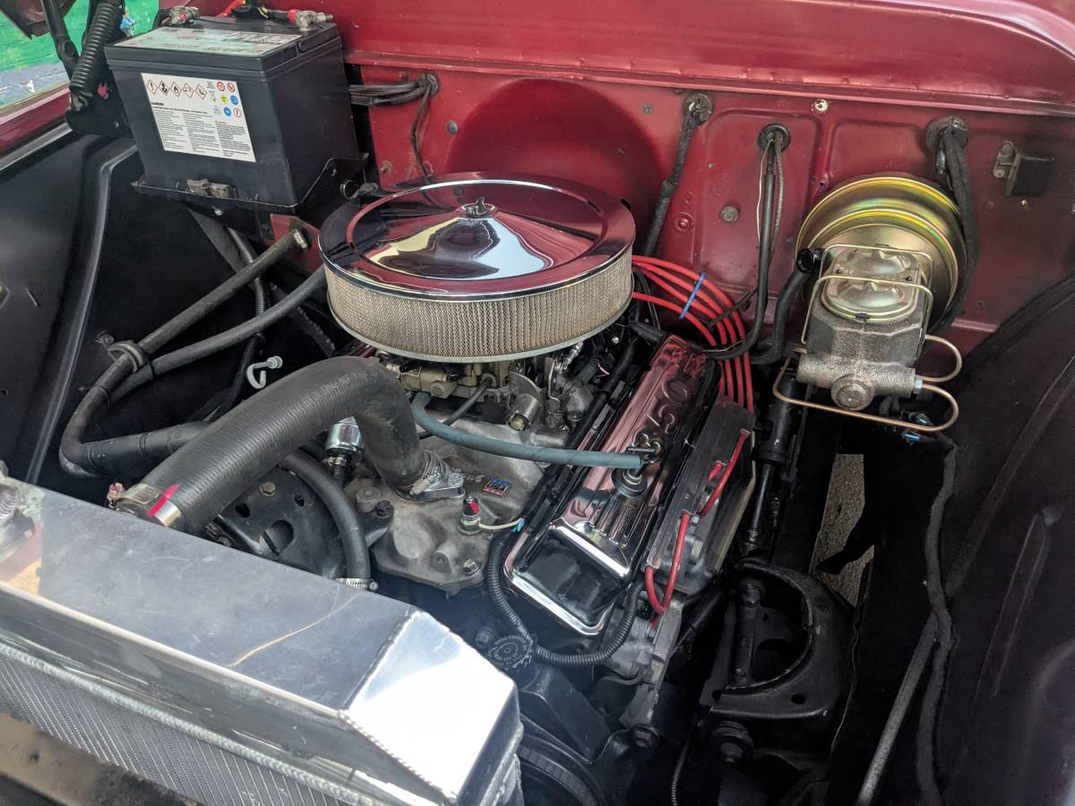 Chevrolet-3100-12ton-pickup-1957-red-6