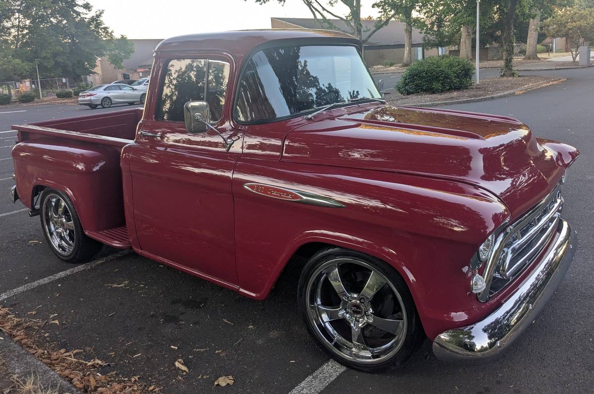 Chevrolet-3100-12ton-pickup-1957-red