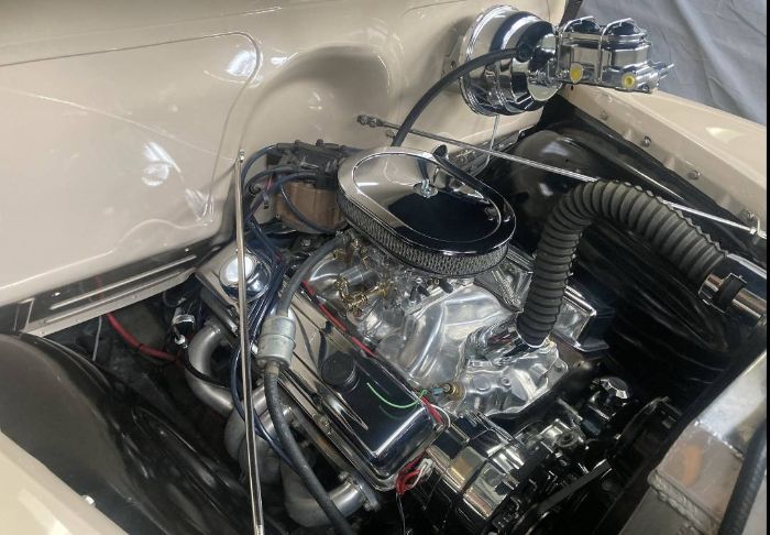 Chevrolet-3100-1947-10