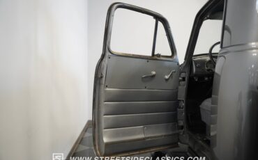 Chevrolet-3100-1950-Gray-Gray-40