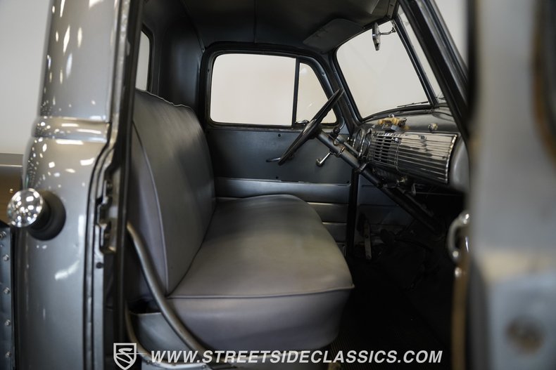 Chevrolet-3100-1950-Gray-Gray-7