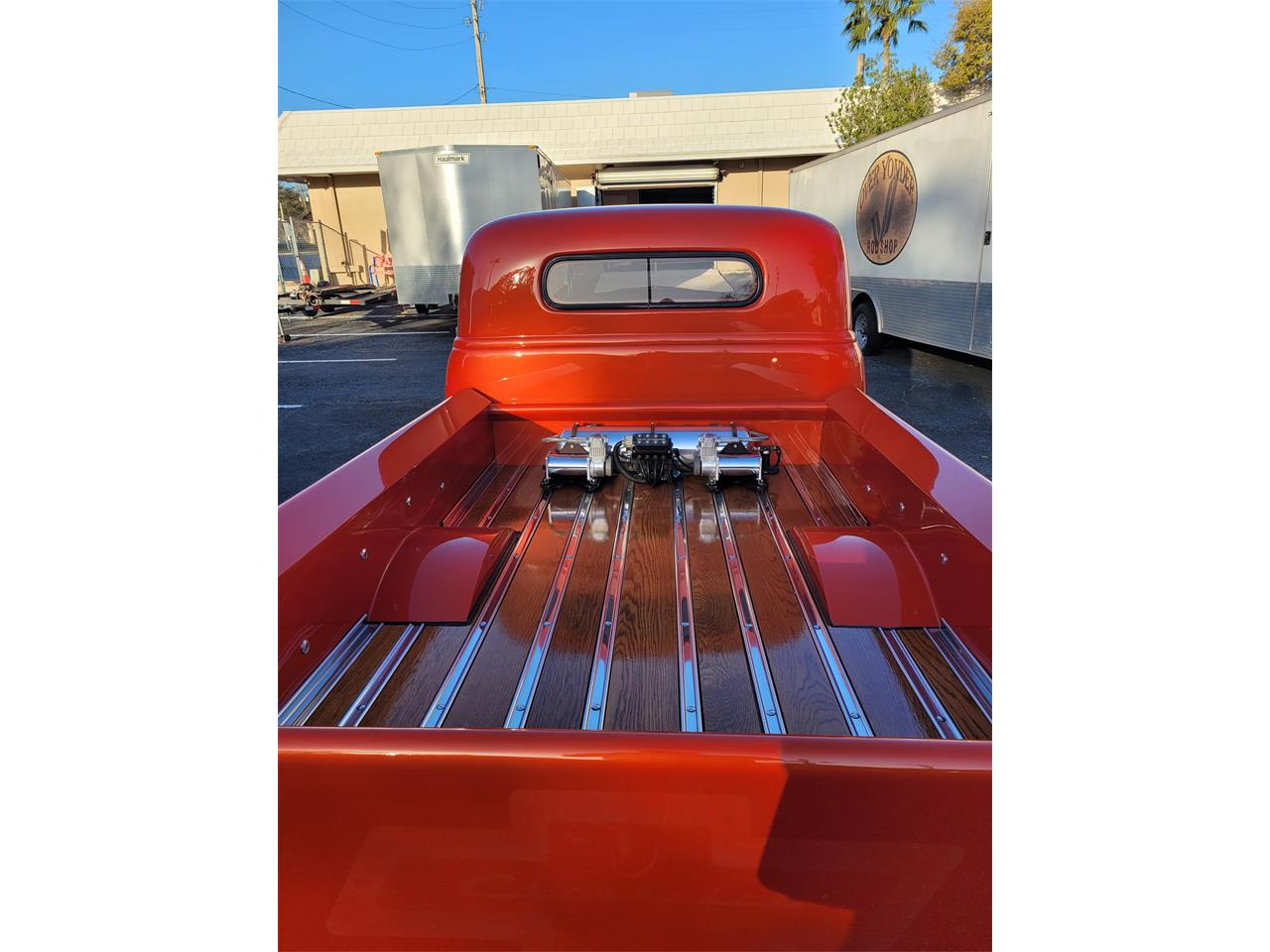 Chevrolet-3100-1950-Orange-Beige-and-Brown-5