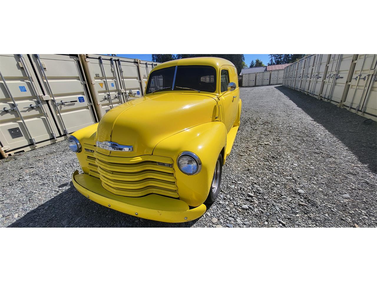 Chevrolet-3100-1950-YELLOW-Black-2
