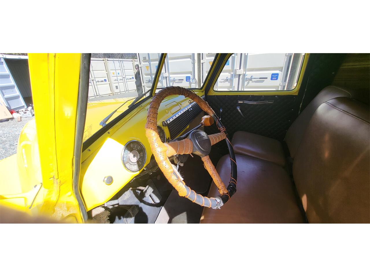 Chevrolet-3100-1950-YELLOW-Black-4
