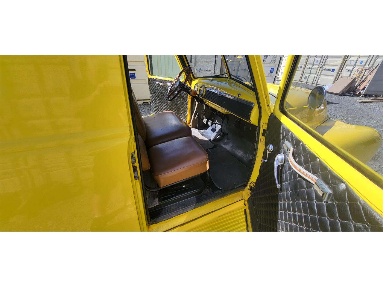 Chevrolet-3100-1950-YELLOW-Black-8
