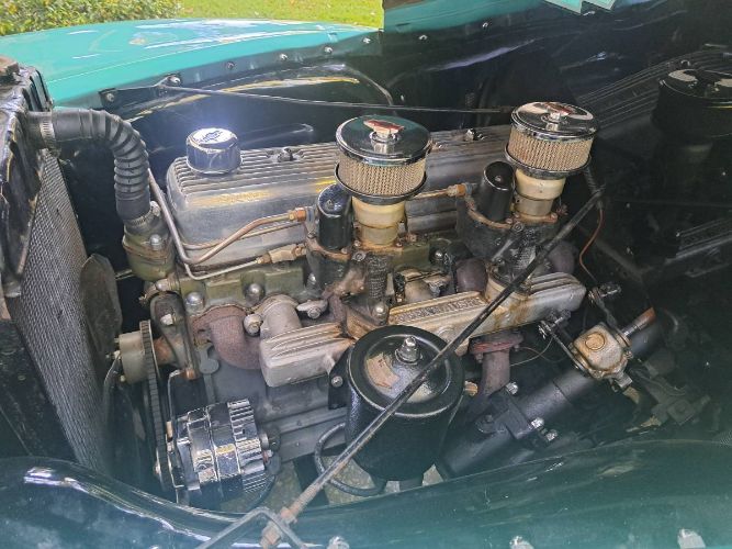 Chevrolet-3100-1951-Custom-TurquoiseBla-5