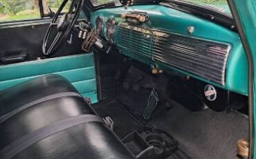 Chevrolet-3100-1951-Custom-TurquoiseBla-8