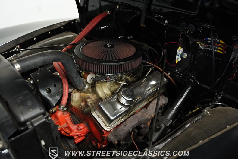 Chevrolet-3100-1952-Black-Black-32