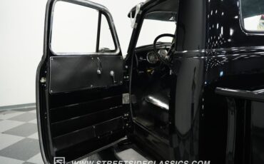 Chevrolet-3100-1952-Black-Black-36