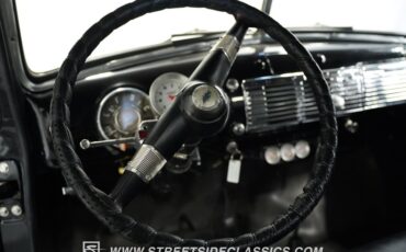 Chevrolet-3100-1952-Black-Black-40