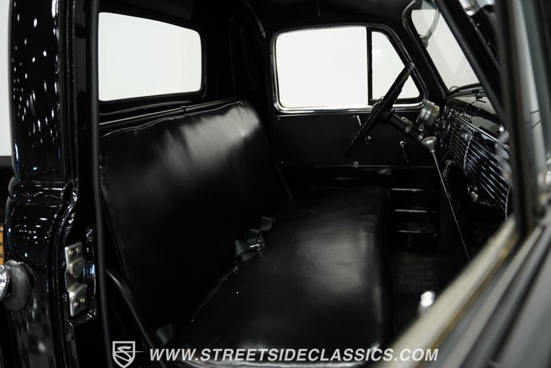 Chevrolet-3100-1952-Black-Black-46