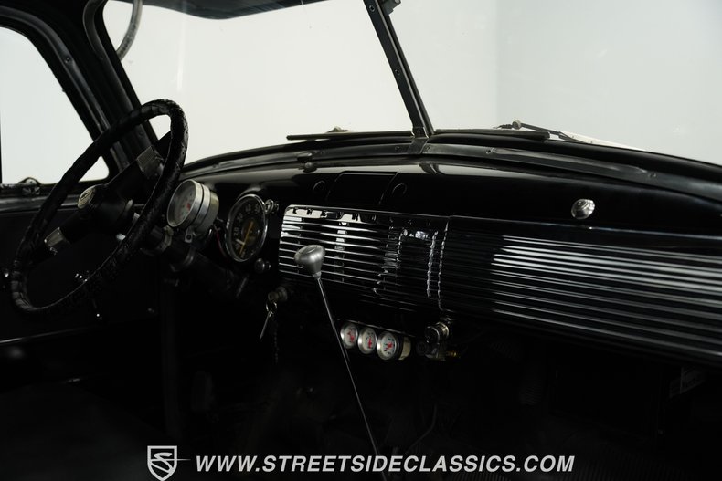 Chevrolet-3100-1952-Black-Black-48
