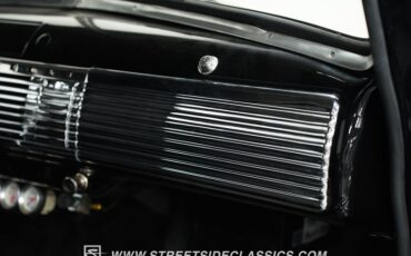 Chevrolet-3100-1952-Black-Black-7