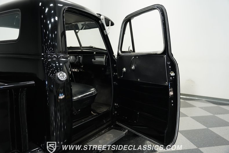Chevrolet-3100-1952-Black-Black-9