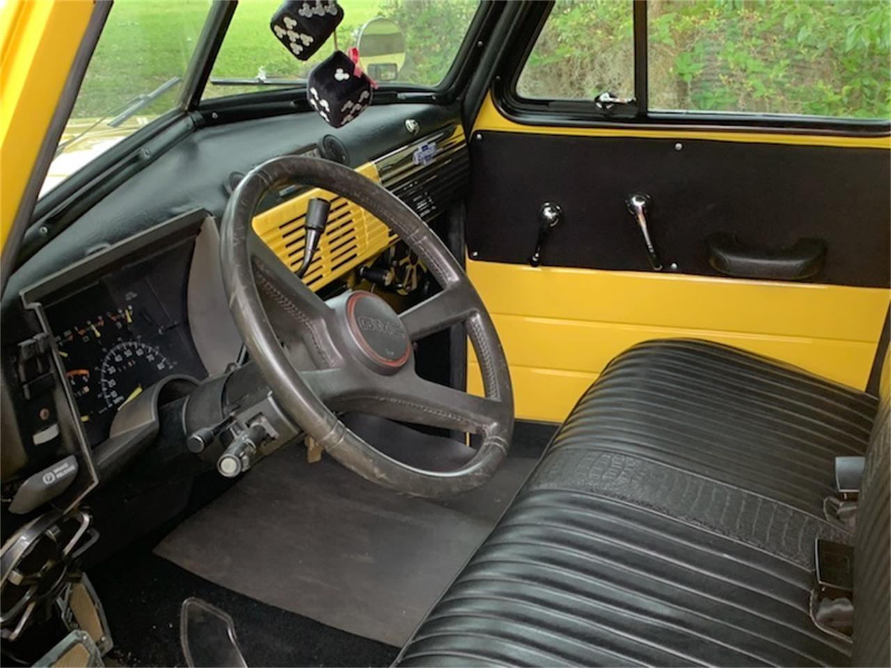 Chevrolet-3100-1952-Yellow-Black-5
