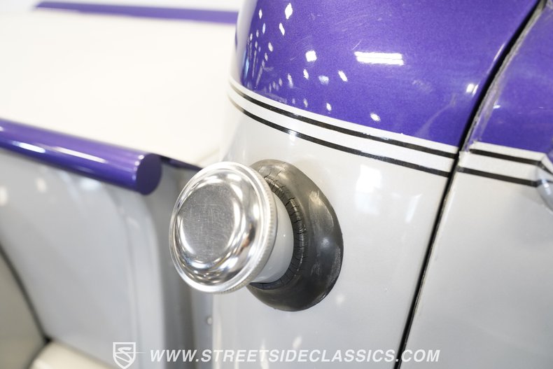 Chevrolet-3100-1953-Silver-Gray-19