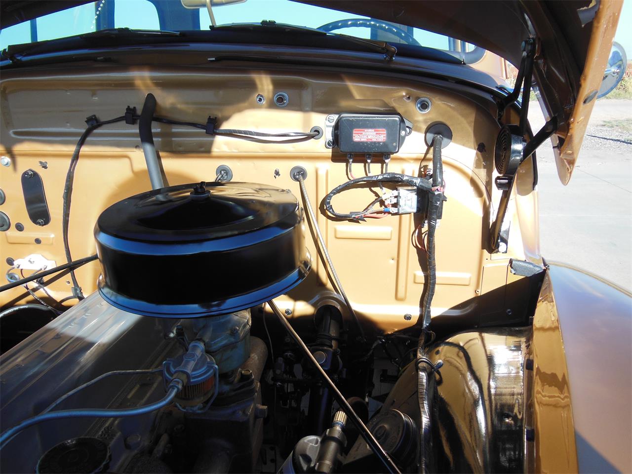 Chevrolet-3100-1954-Gold-Dark-brown-5