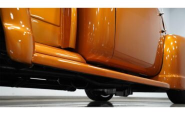 Chevrolet-3100-1954-Tangerine-Orange-Grey-and-Orange-17