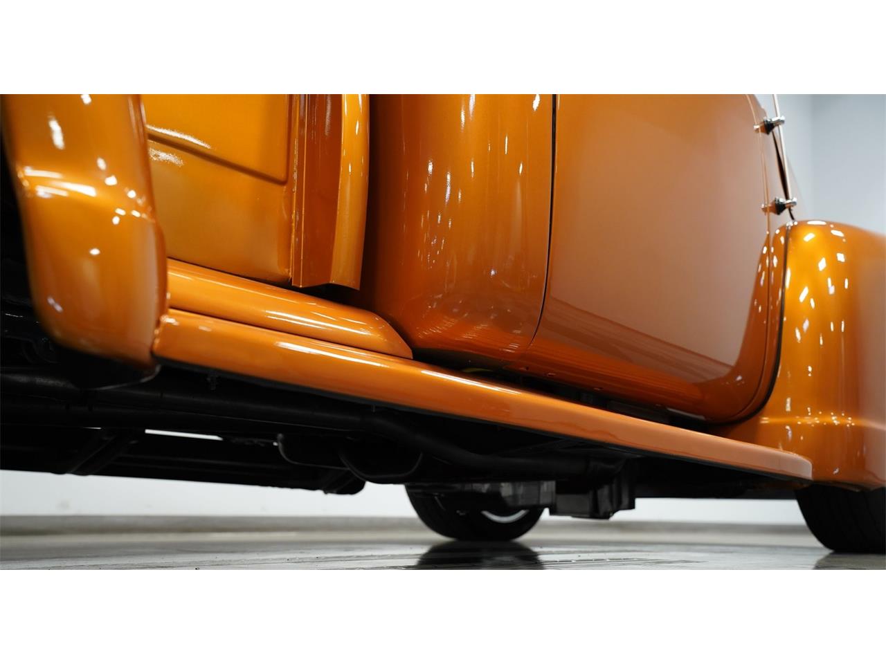 Chevrolet-3100-1954-Tangerine-Orange-Grey-and-Orange-17