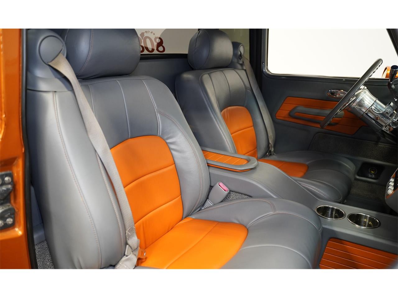 Chevrolet-3100-1954-Tangerine-Orange-Grey-and-Orange-28