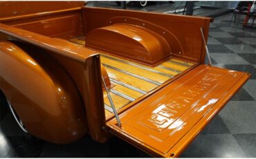 Chevrolet-3100-1954-Tangerine-Orange-Grey-and-Orange-31